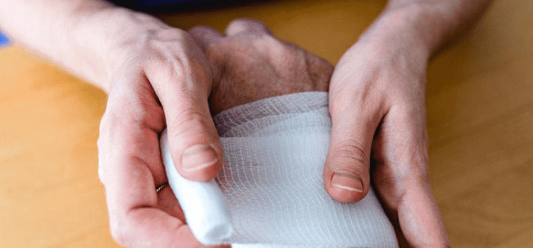 EVDE YARA BAKIMI VE PANSUMAN